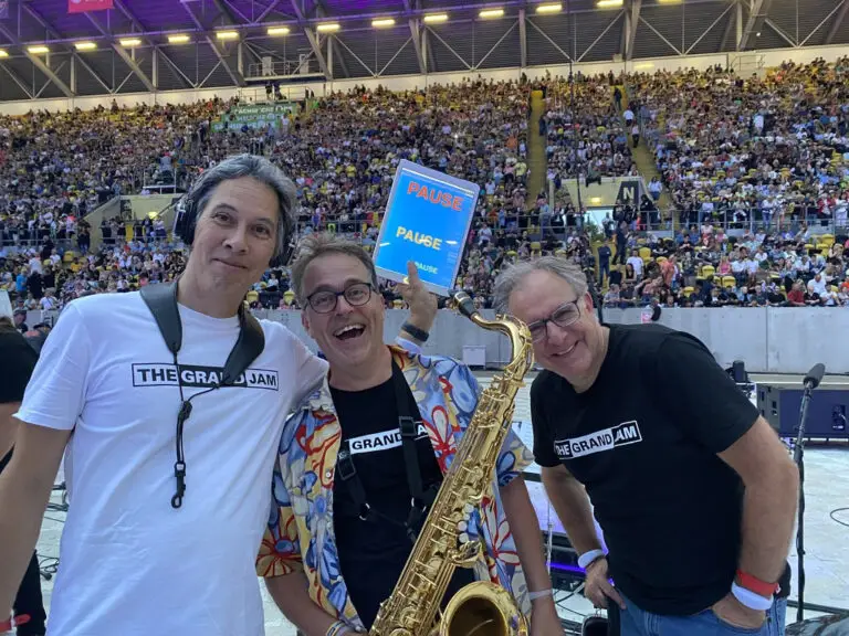 Mit Ebasa Pallada und George