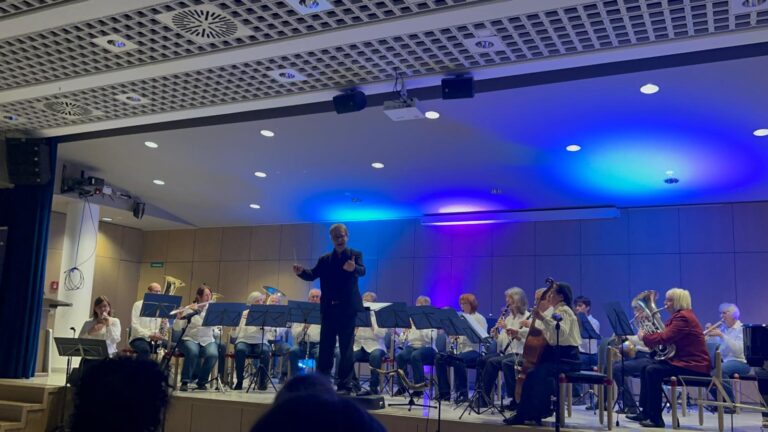 d84db246 256c 4c3d 9662 d21a687e616c